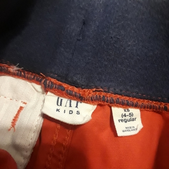 Gap kids red shorts size XS (4-5) regular - Picture 4 of 4